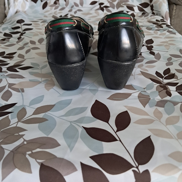 Via Pinky Collection Women's Shoe Size 6 Black Round Toe Closed. - Picture 3 of 8